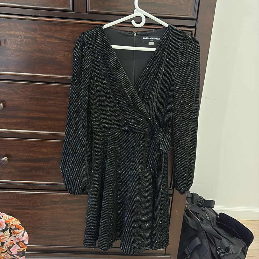 Gorgeous black sequin dress